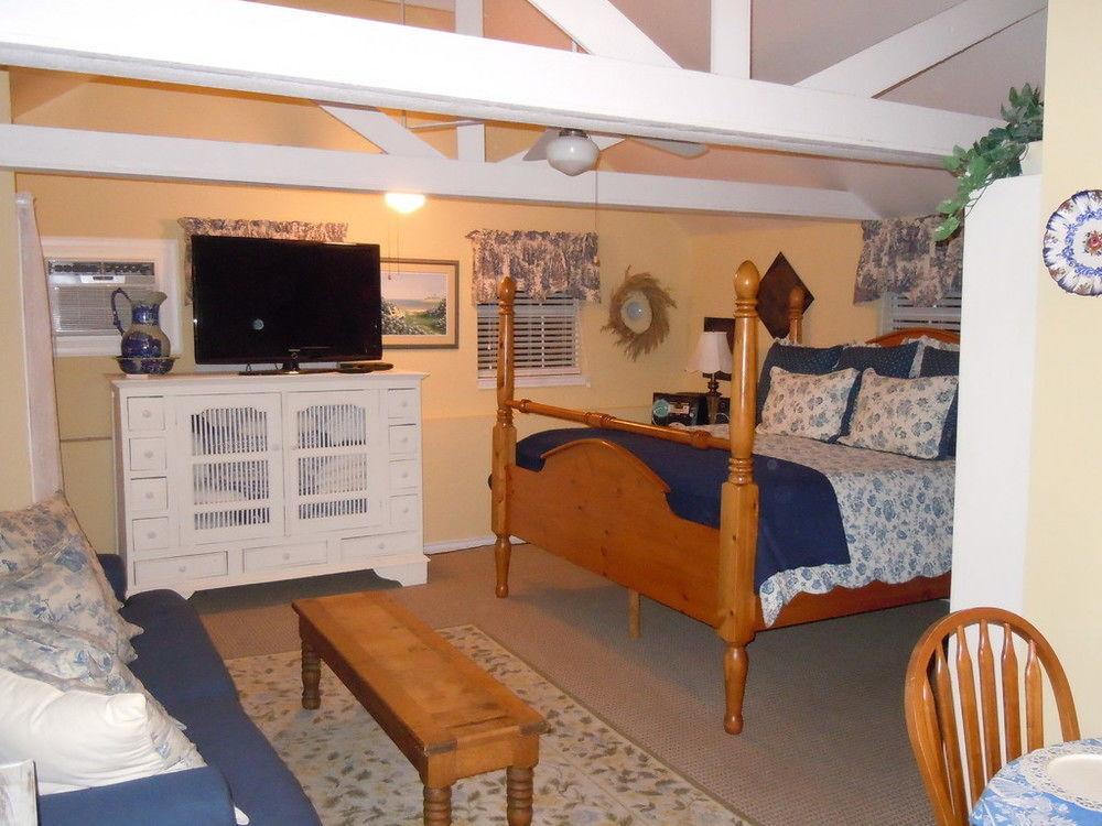 Carriage House Fredericksburg Bed & Breakfast Dış mekan fotoğraf