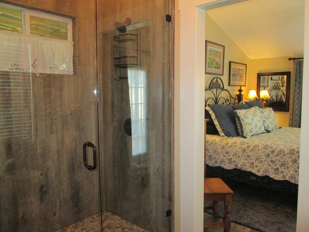 Carriage House Fredericksburg Bed & Breakfast Dış mekan fotoğraf